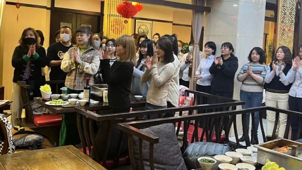 兰州拉斯维加斯游戏3499集团举行“三?八”妇女节联欢活动！